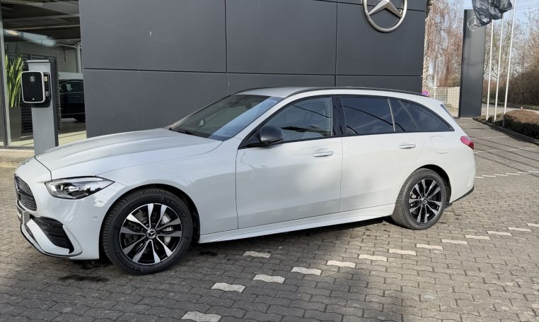 Mercedes-Benz C300 T e AMG-Line