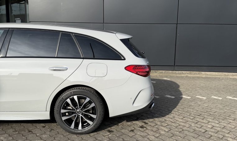 Mercedes-Benz C300 T e AMG-Line